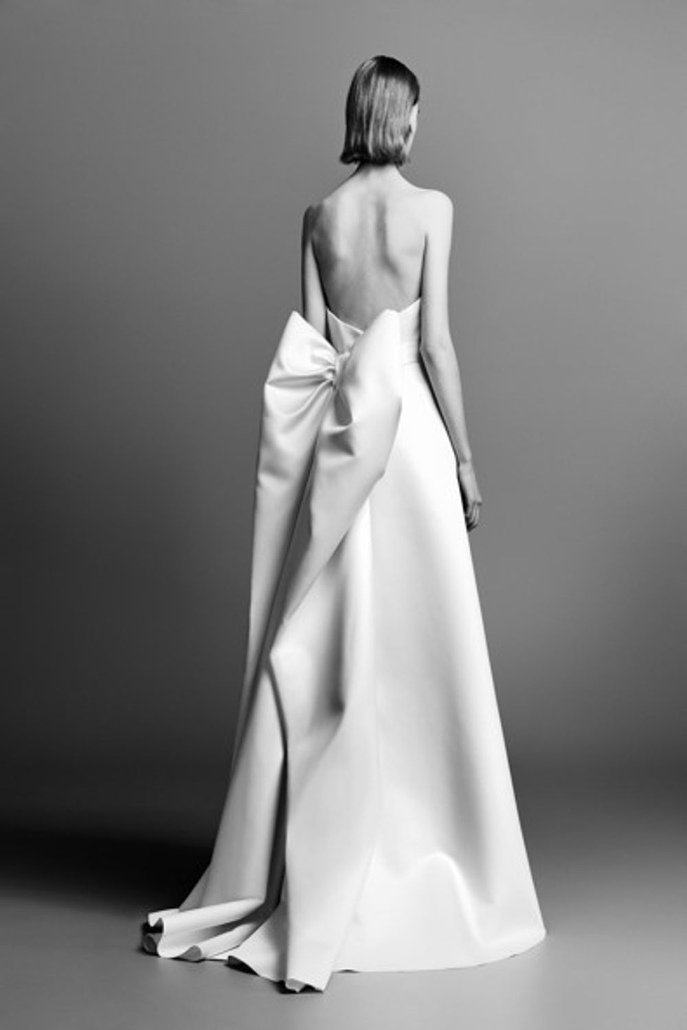 Viktor & Rolf MODERN STRAPLESS COLUMN GOWN 1