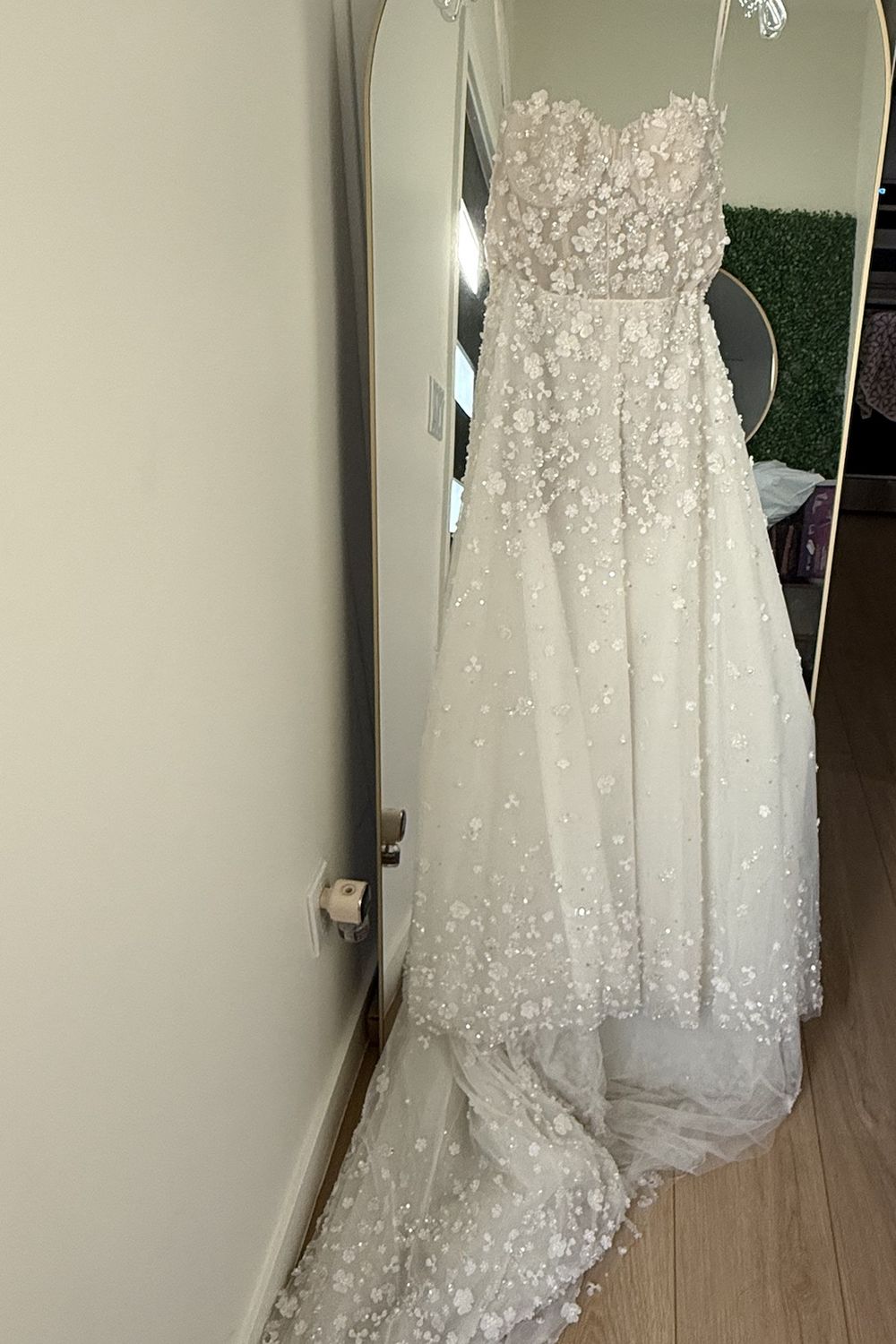 Lee Petra Grebenau Margot 7