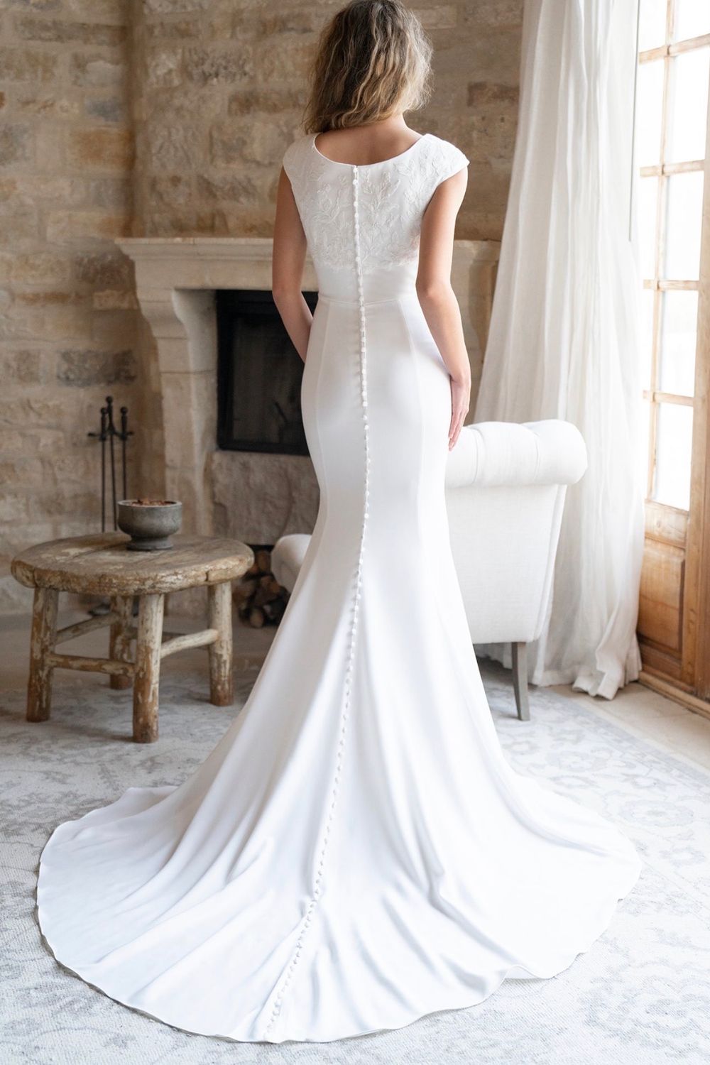 Allure Modest M733 1