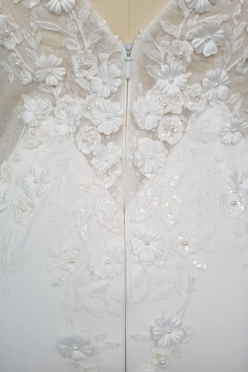 Eti Brener Fit and Flare Ivory Bridal Gown Size 10 8