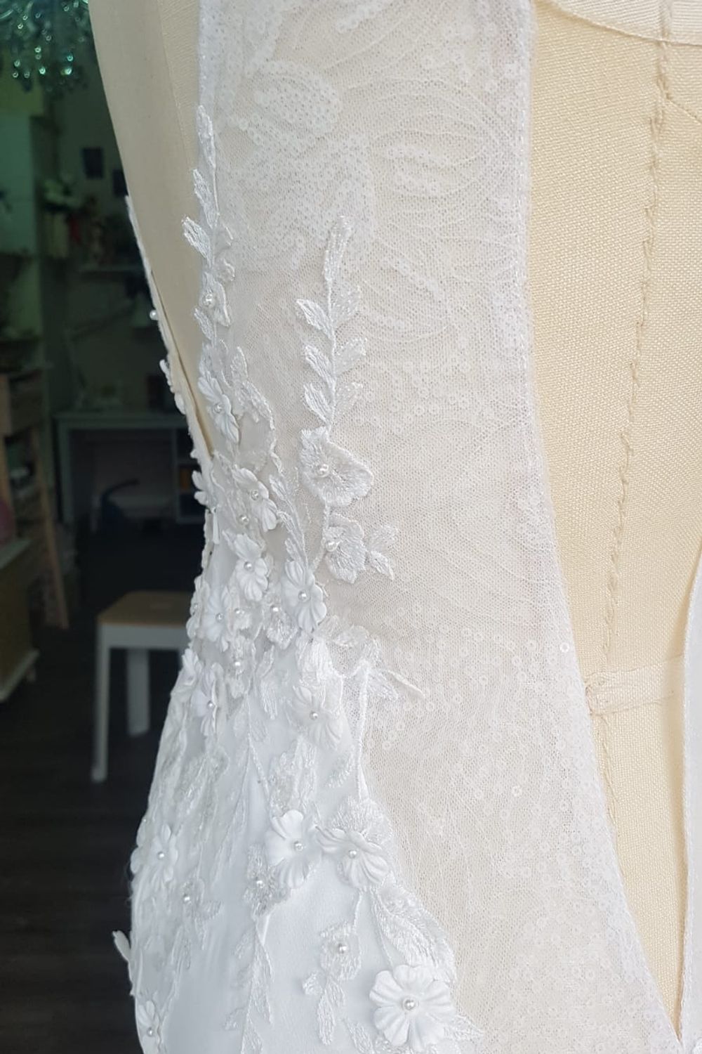 Eti Brener Fit and Flare Ivory Bridal Gown Size 10 5