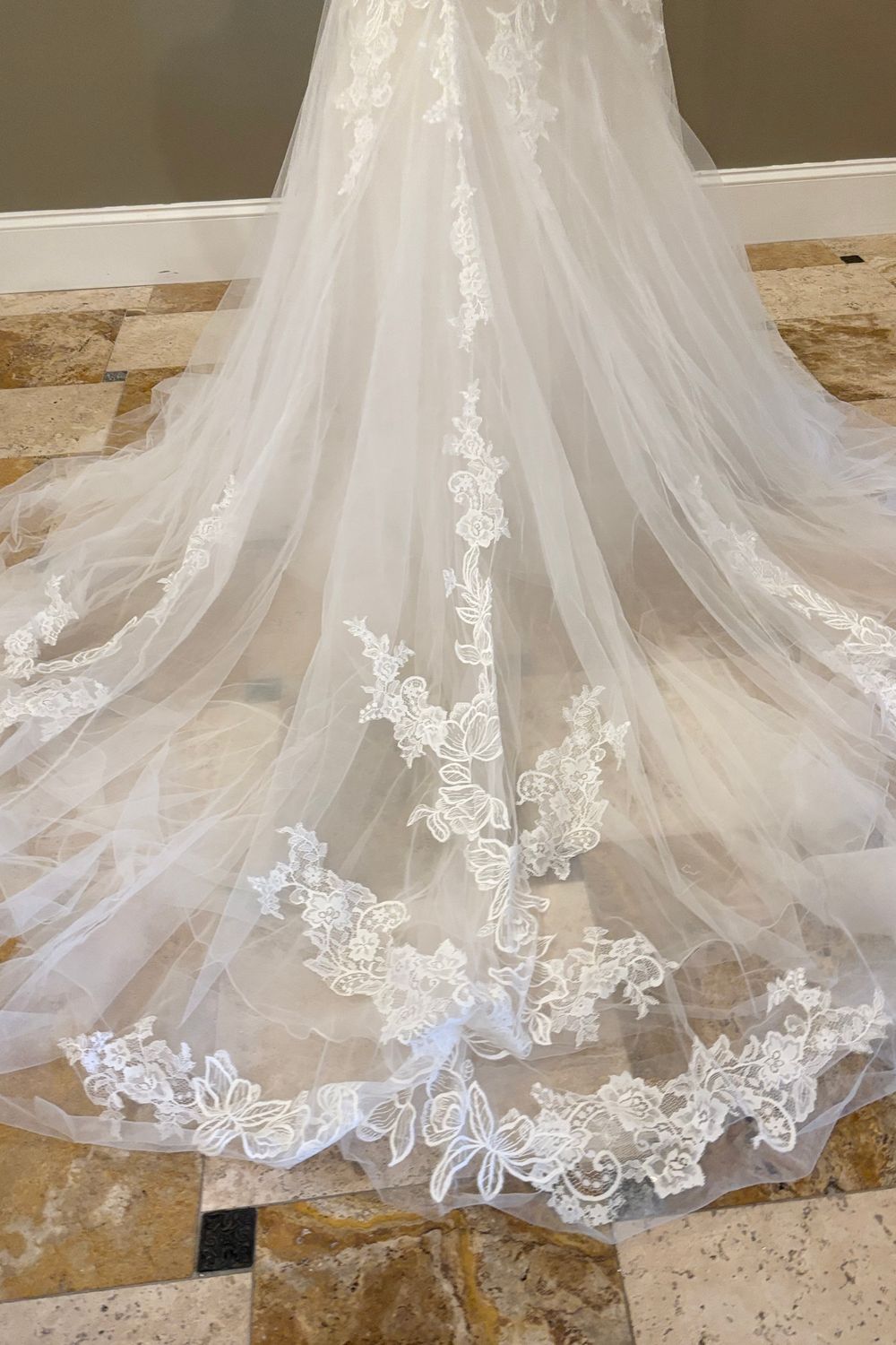 Pronovias MERU 6