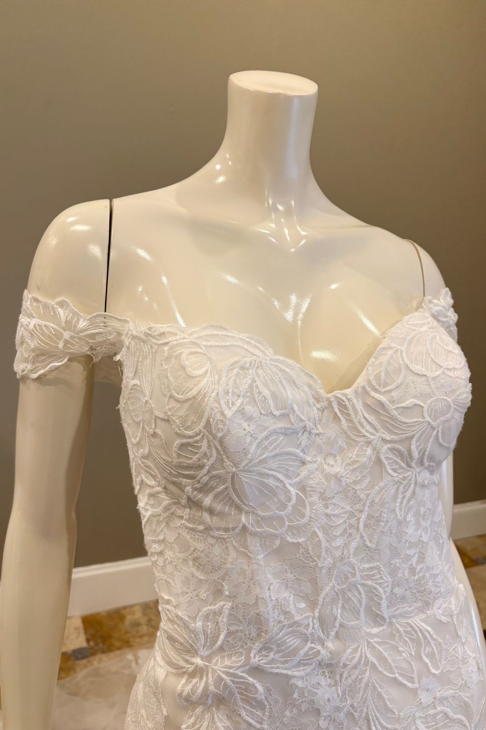 Pronovias MERU 3