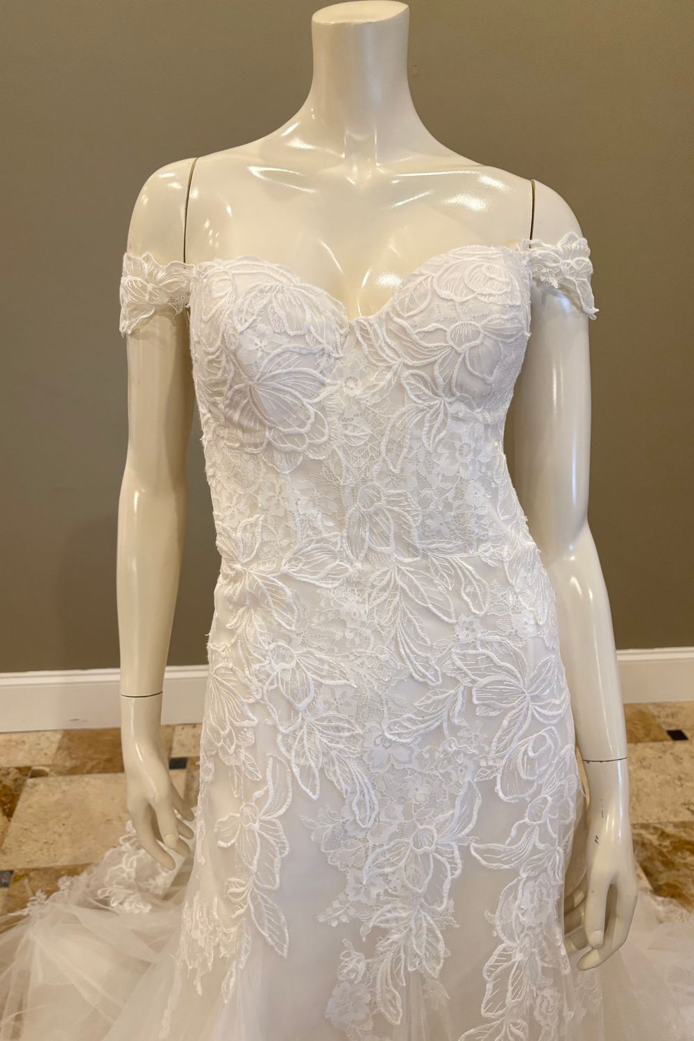 Pronovias MERU 2