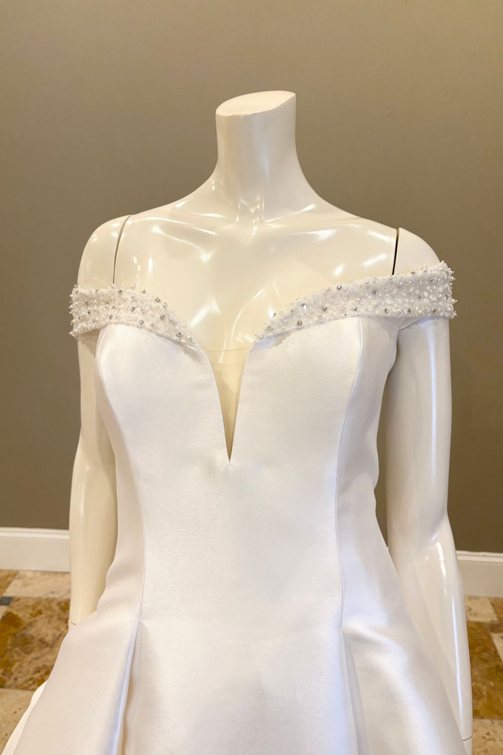 Pronovias REA 7