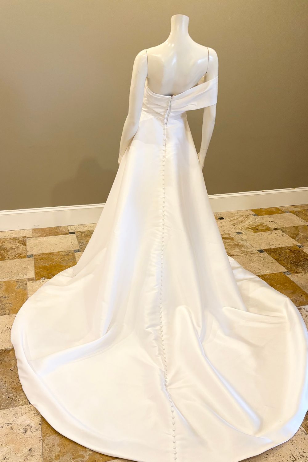 Essense of Australia D3570 9