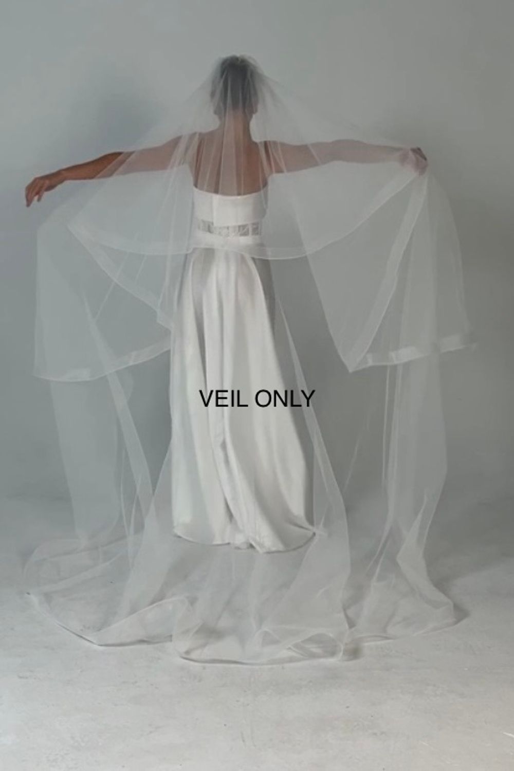 Mariana  Hardwick Libby with Veil and Scarf 9