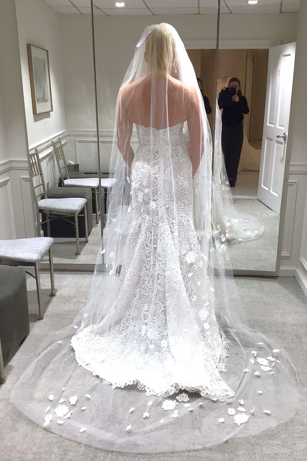 Jaclyn White Sophia with Veil 9