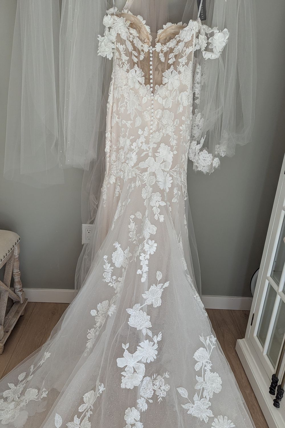 Enzoani Summer 9