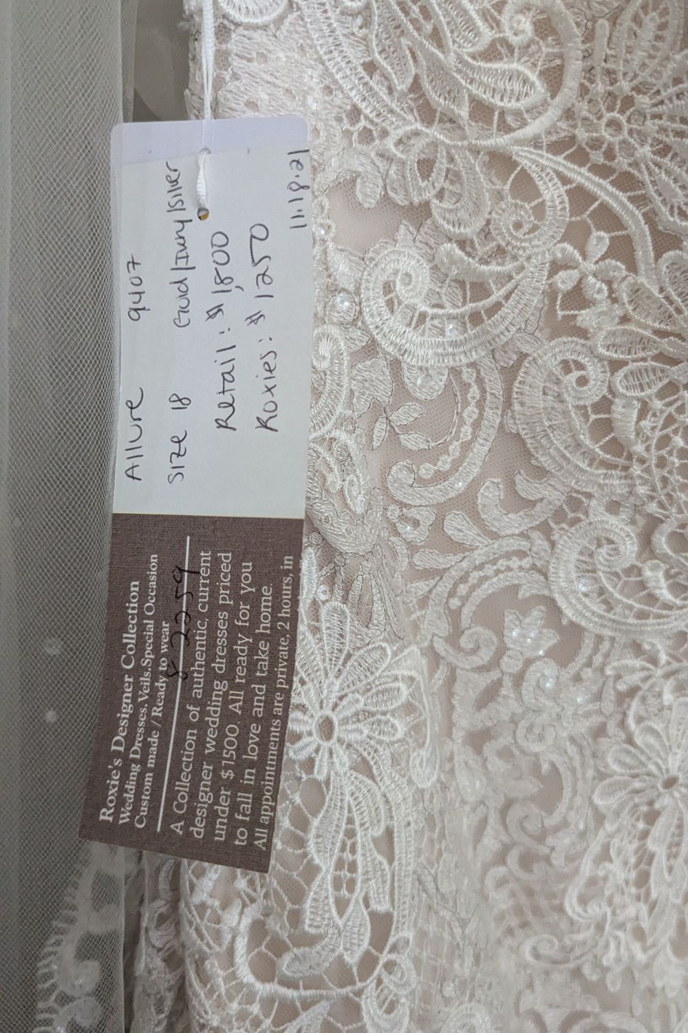 Allure Bridals 9407 7