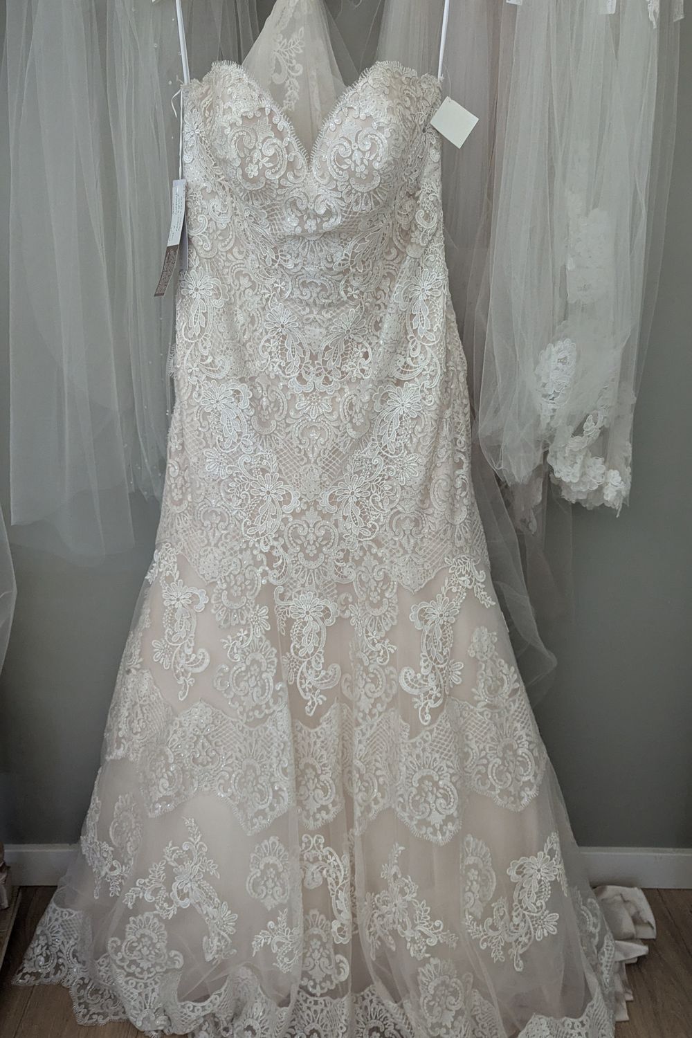 Allure Bridals 9407 3