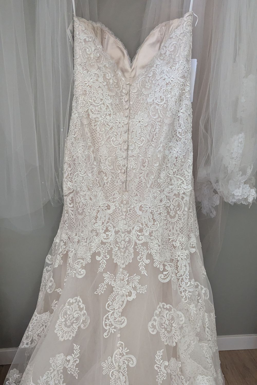 Allure Bridals 9407 6