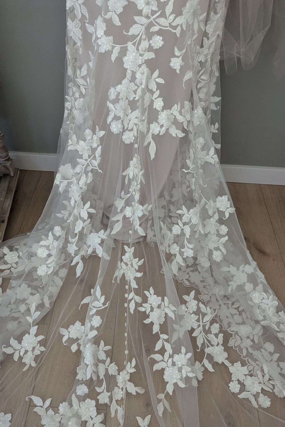Allure Bridals 9716 11