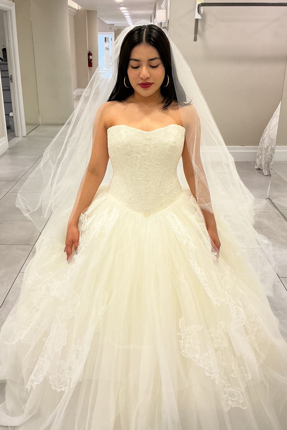 Vera Wang Lisbeth with Veil 1