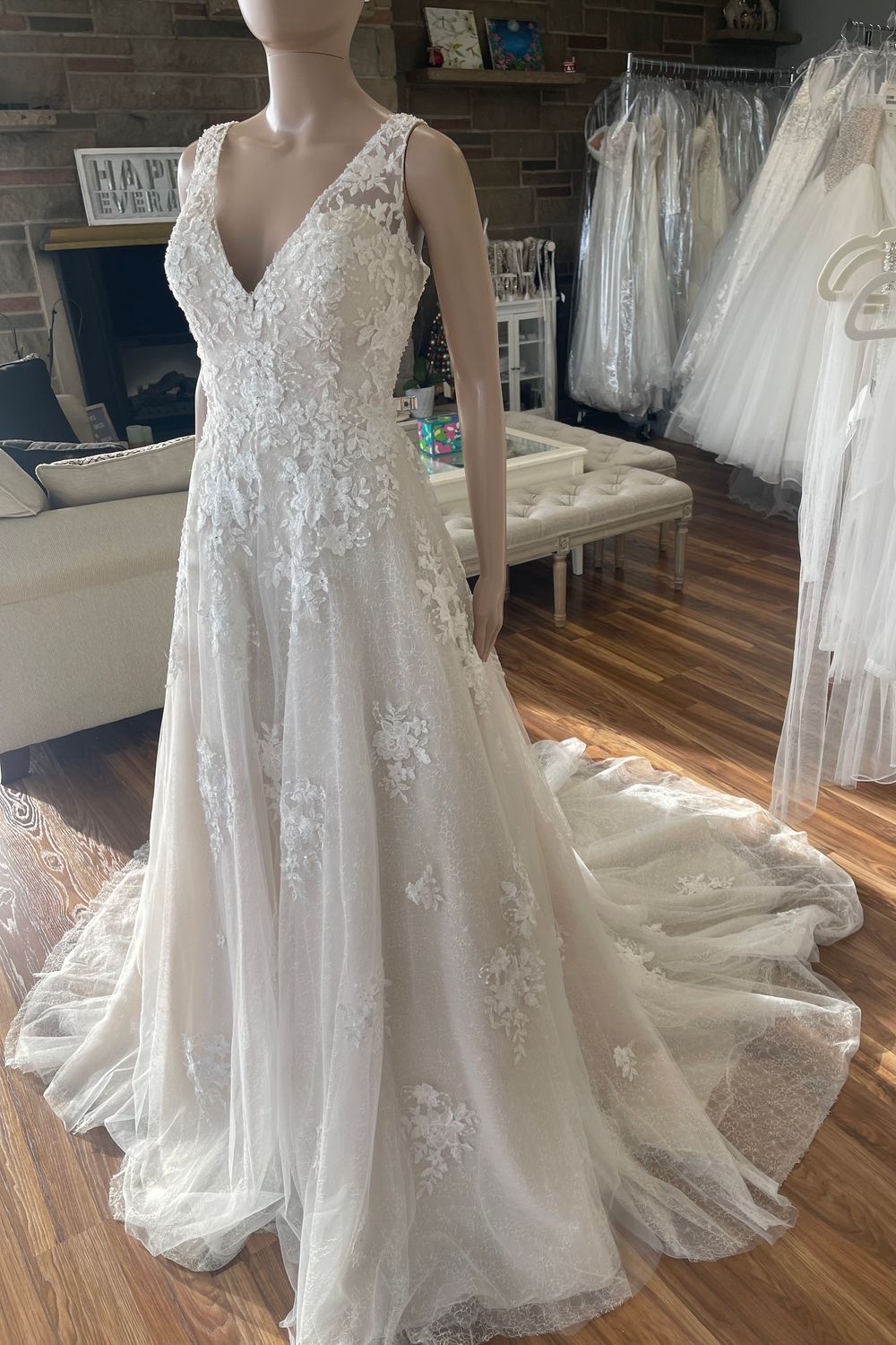 Maggie Sottero MERYL LYNETTE 2