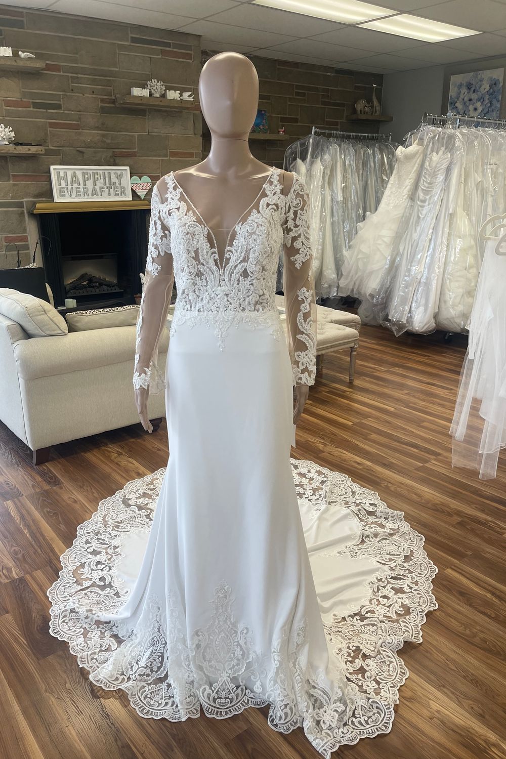 Pronovias ERANDI long sleeves  1