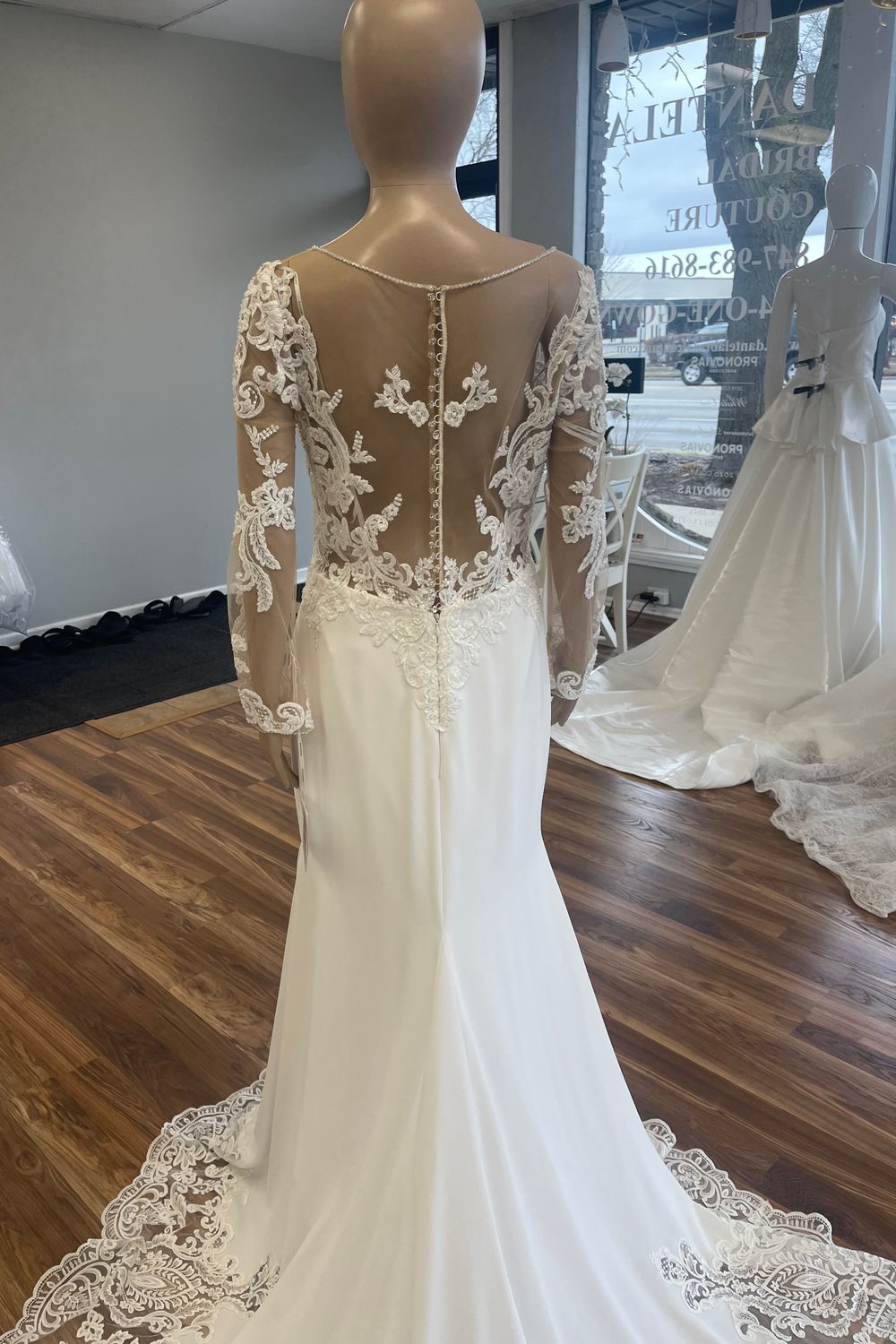 Pronovias ERANDI long sleeves  8