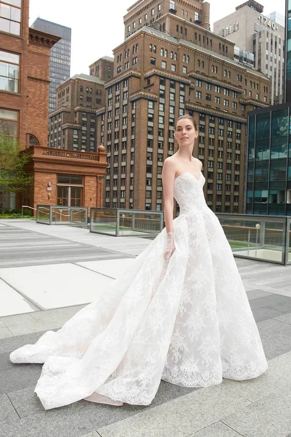 Monique Lhuillier Alexandra with Veil 8