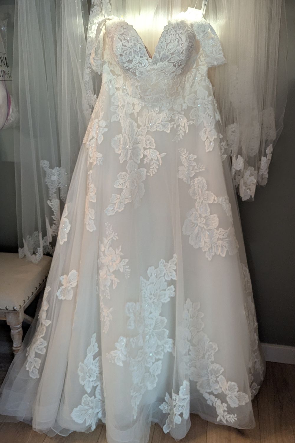 Stella York 7115 3
