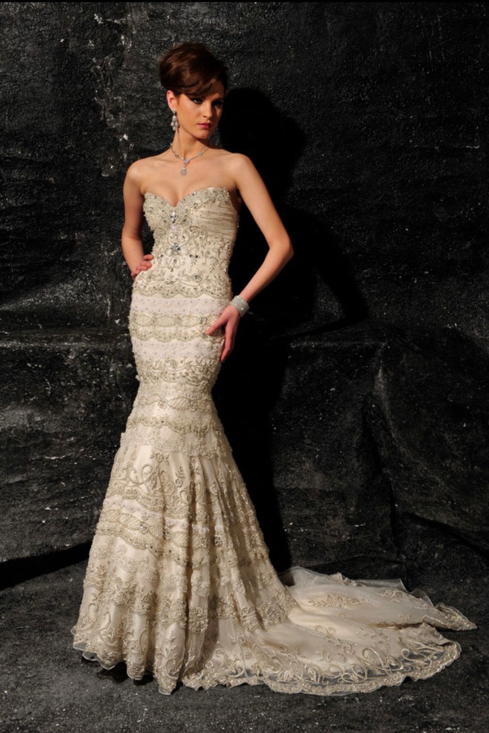Used YSA Makino GATRGX Wedding Dress Used YSA Makino GATRGX Wedding Dress