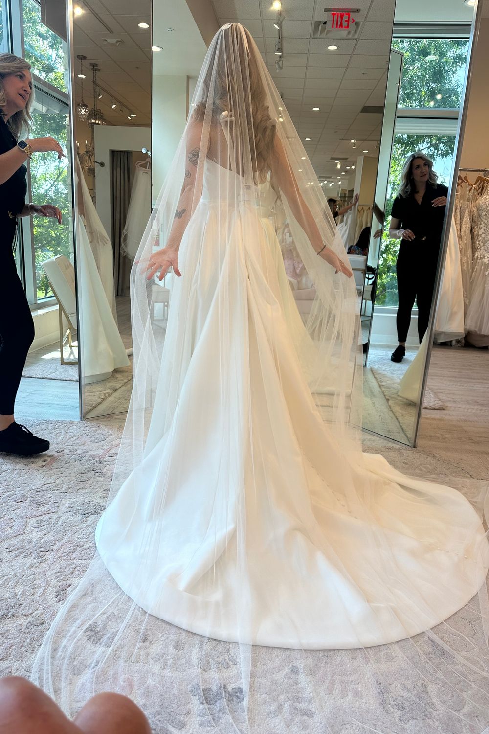 Paloma Blanca P5150 with Veil 1