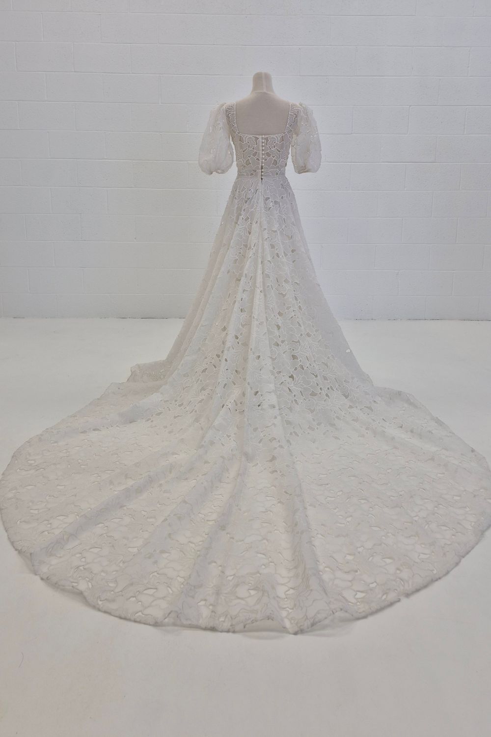 Flora Bridal Gloria  8