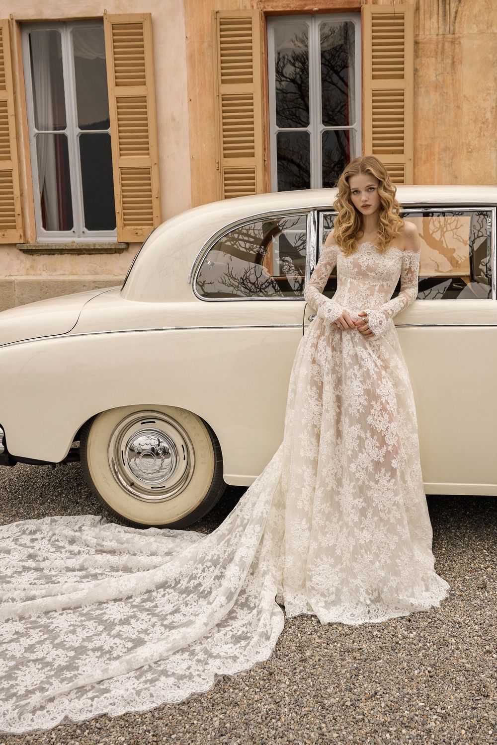 Flora Bridal Josephina 0