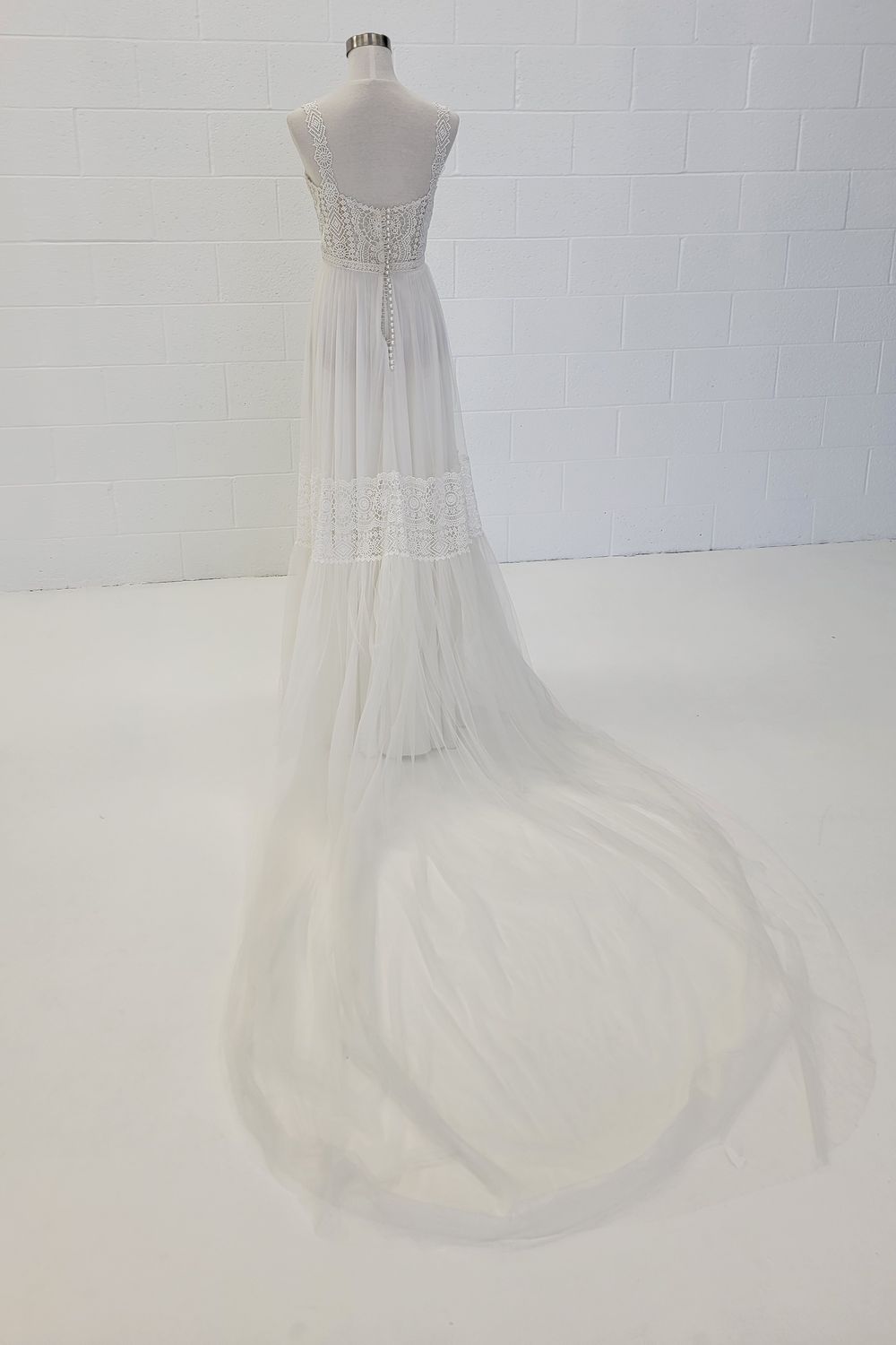 Flora Bridal Laura 6
