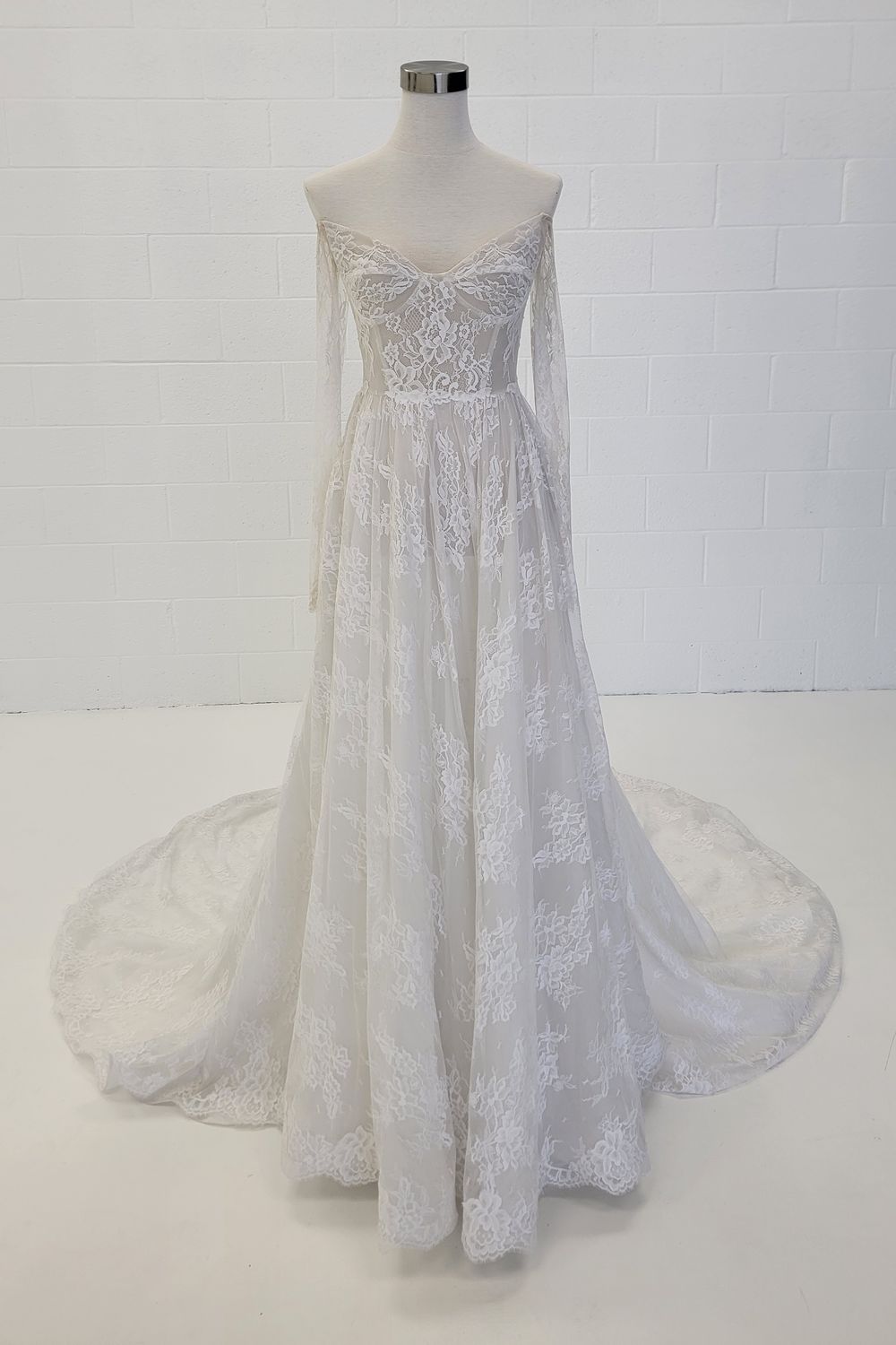 Flora Bridal Rene 2