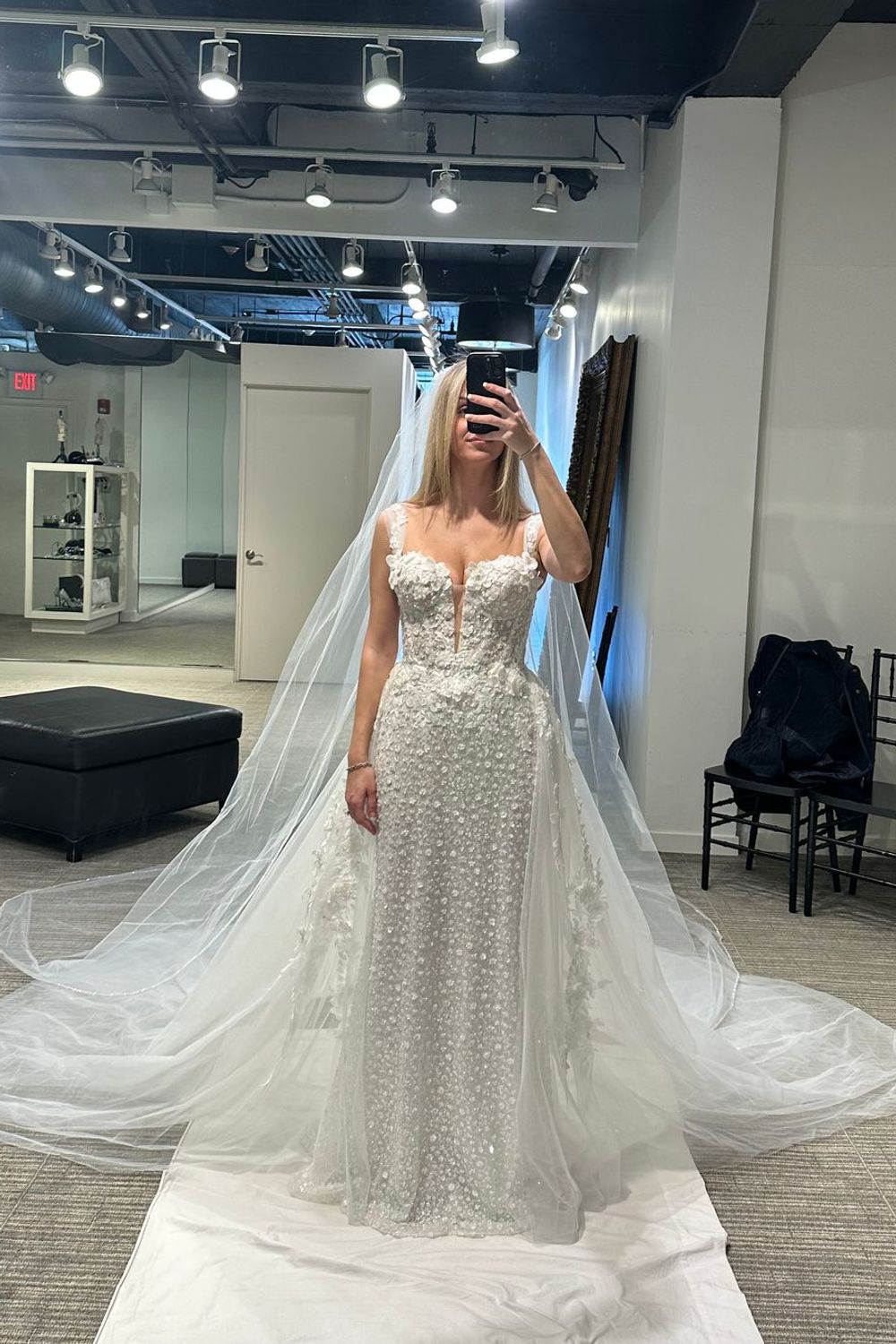 Pronovias Privee Amya with Veil and Overskirt 8