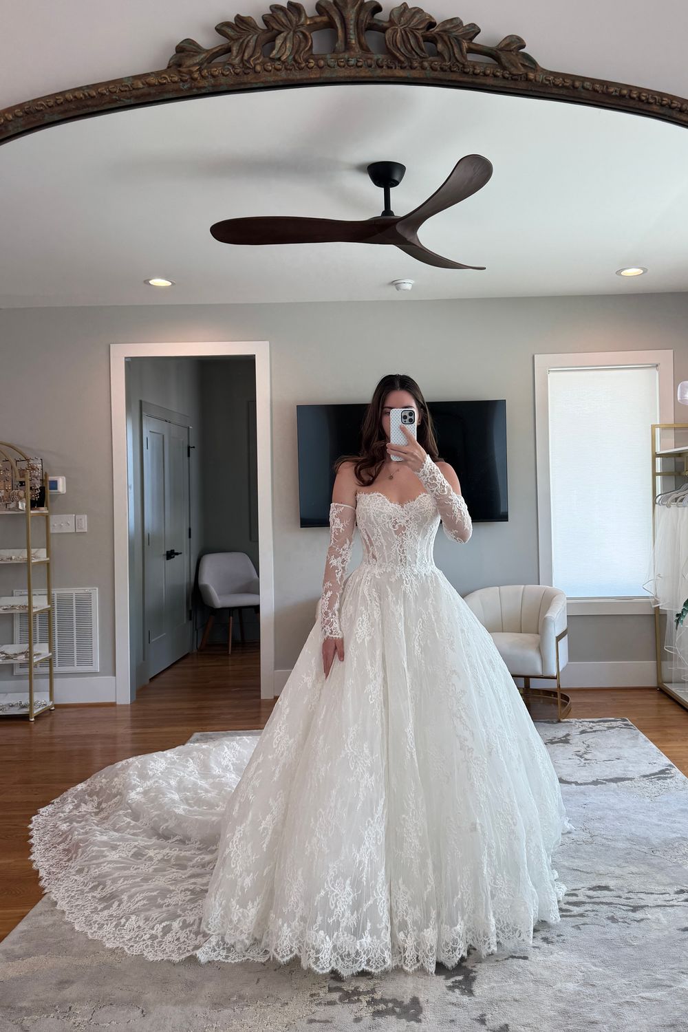 Used Wedding Dresses & Sample Gowns | Kleinfeld Again Used Wedding Dresses & Sample Gowns | Kleinfeld Again