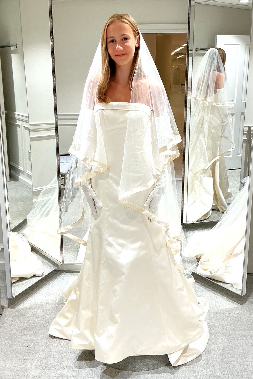 Monique Lhuillier Trumpet Dress with Veil and Gloves 2