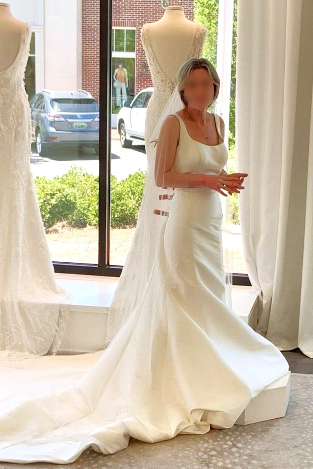 Sareh Nouri Ren with Veil (Custom) 2