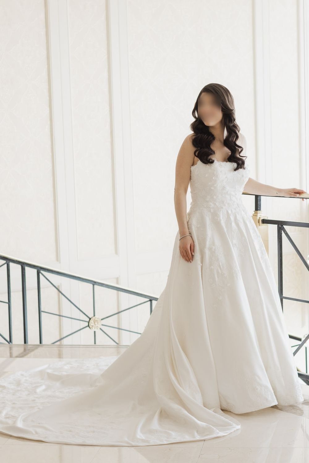Justin Alexander Amani (with Veil included) 10