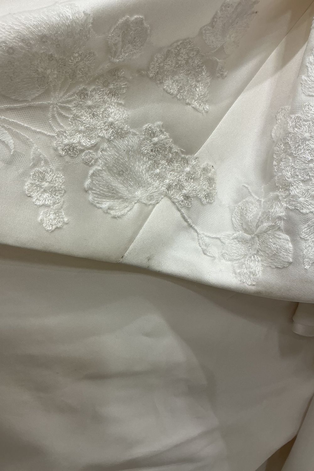 Justin Alexander Amani (with Veil included) 10