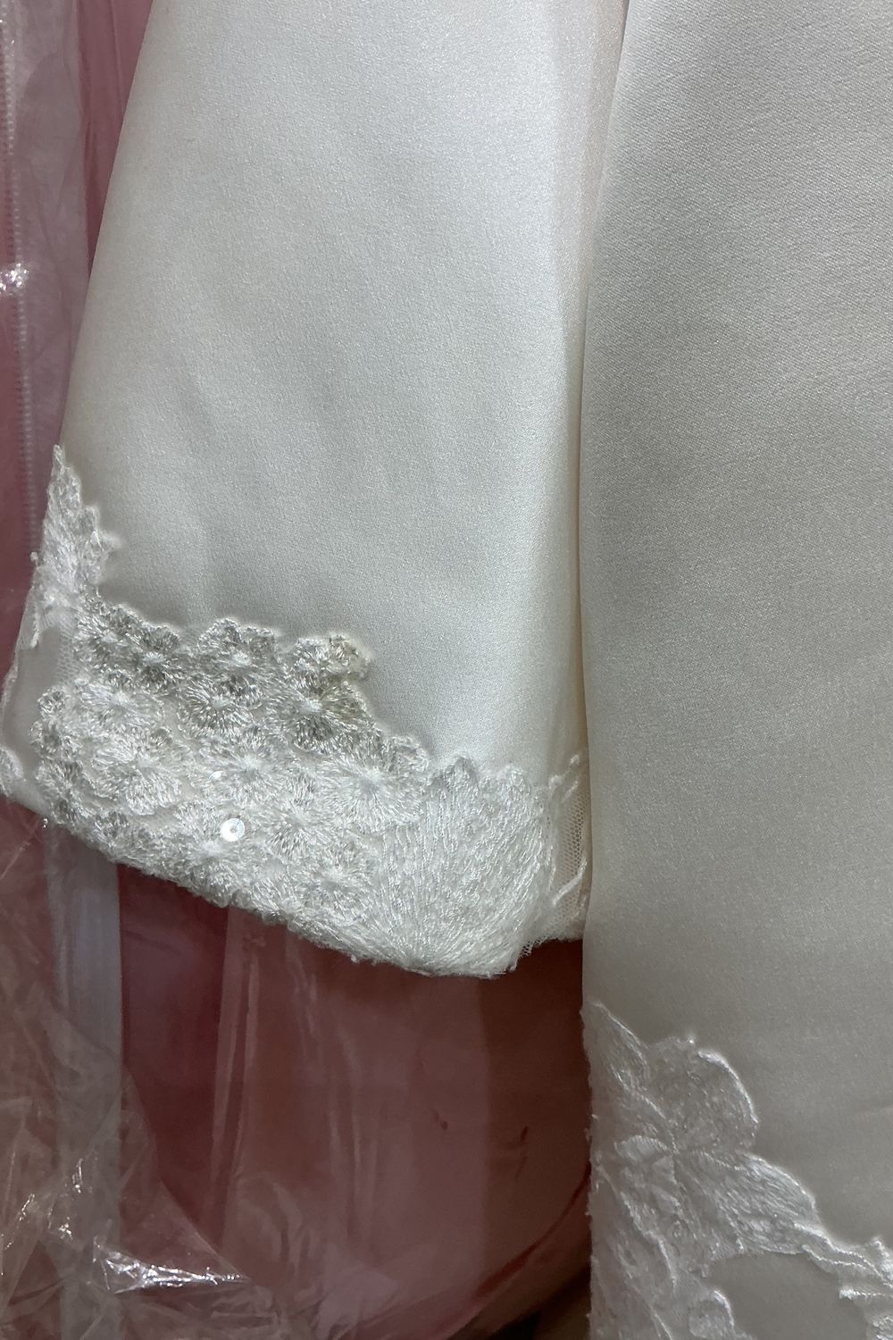 Justin Alexander Amani (with Veil included) 11