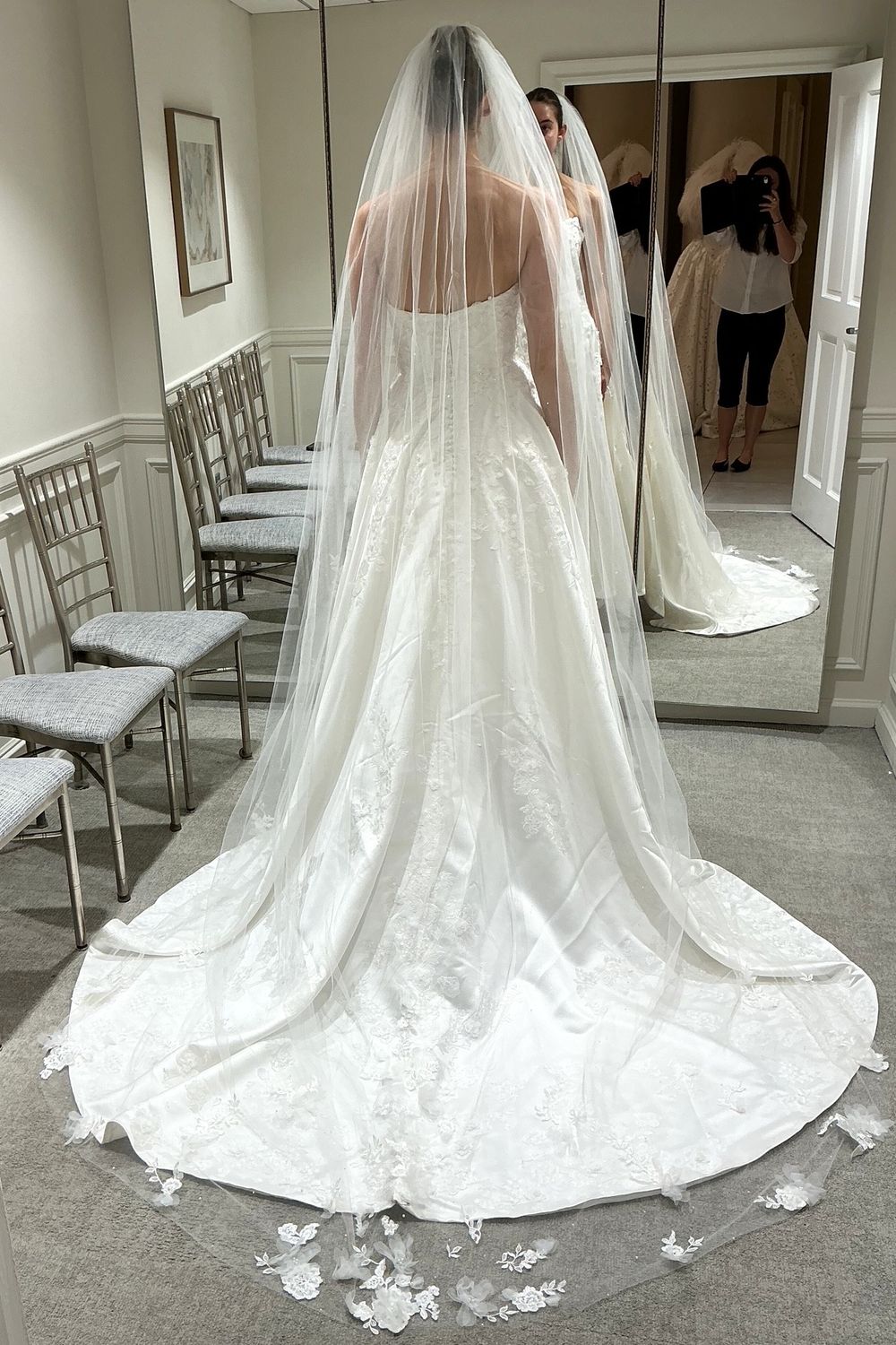 Justin Alexander Amani with Veil 3