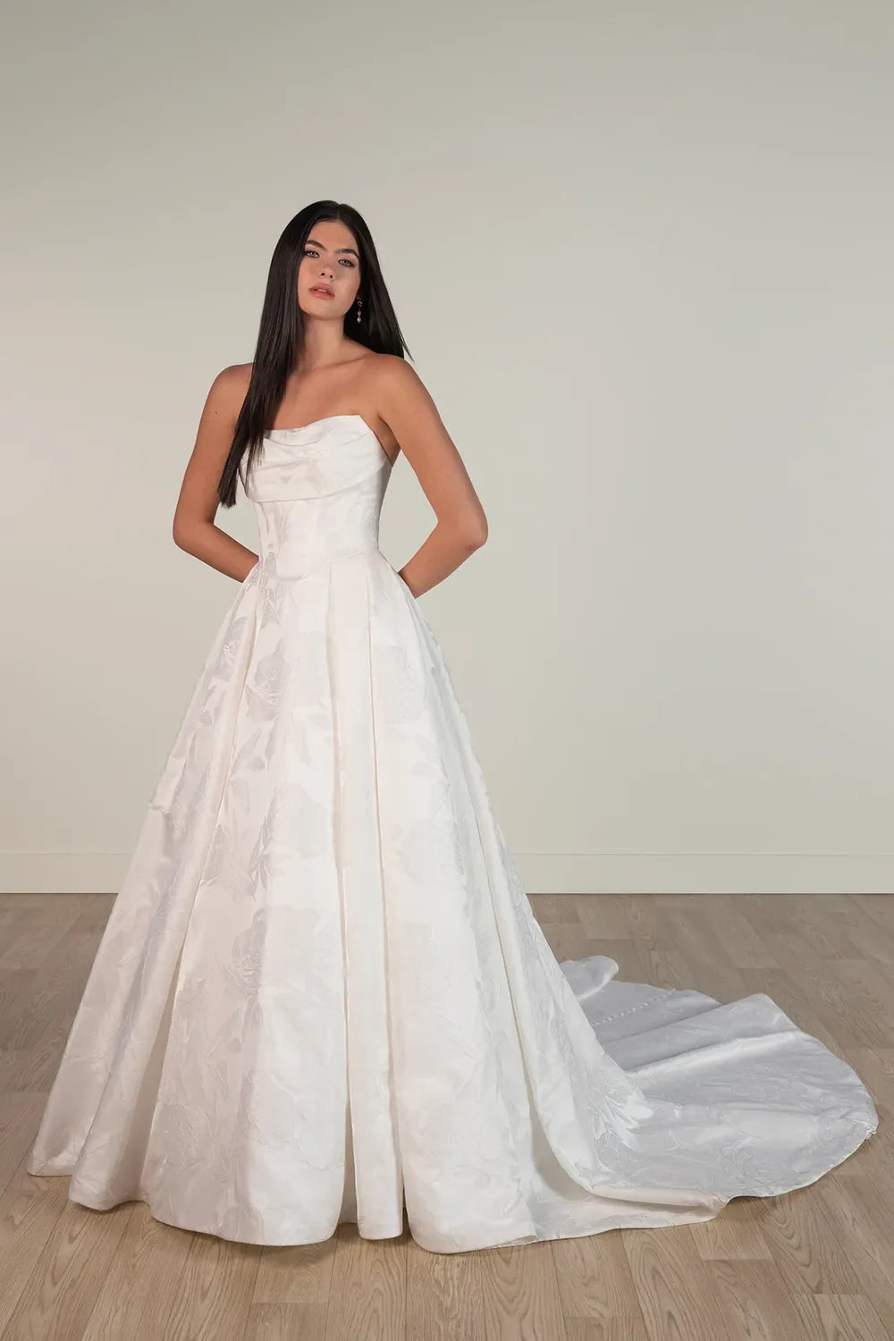 Stella York  SY8084 0