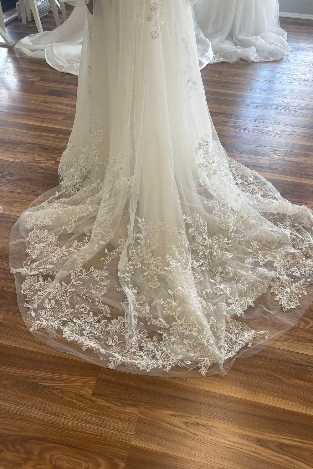 Pronovias Sakura 10