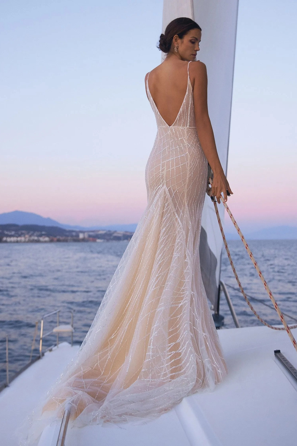 Pronovias Rihanna 1