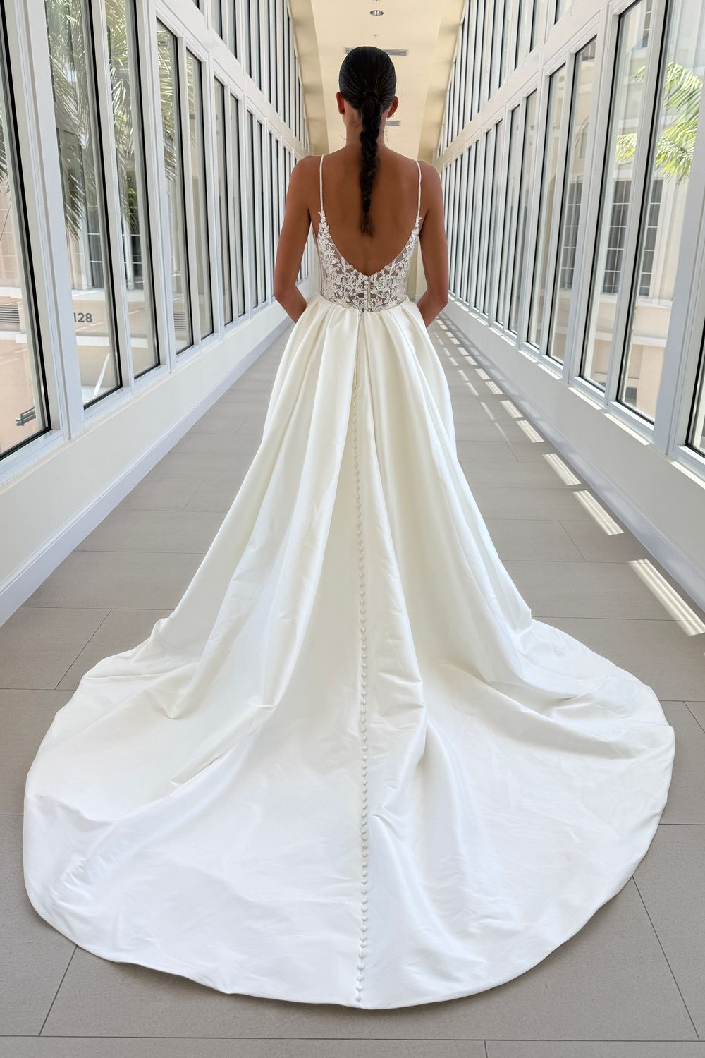 Maggie Sottero Lina with Veil and Overskirt 10