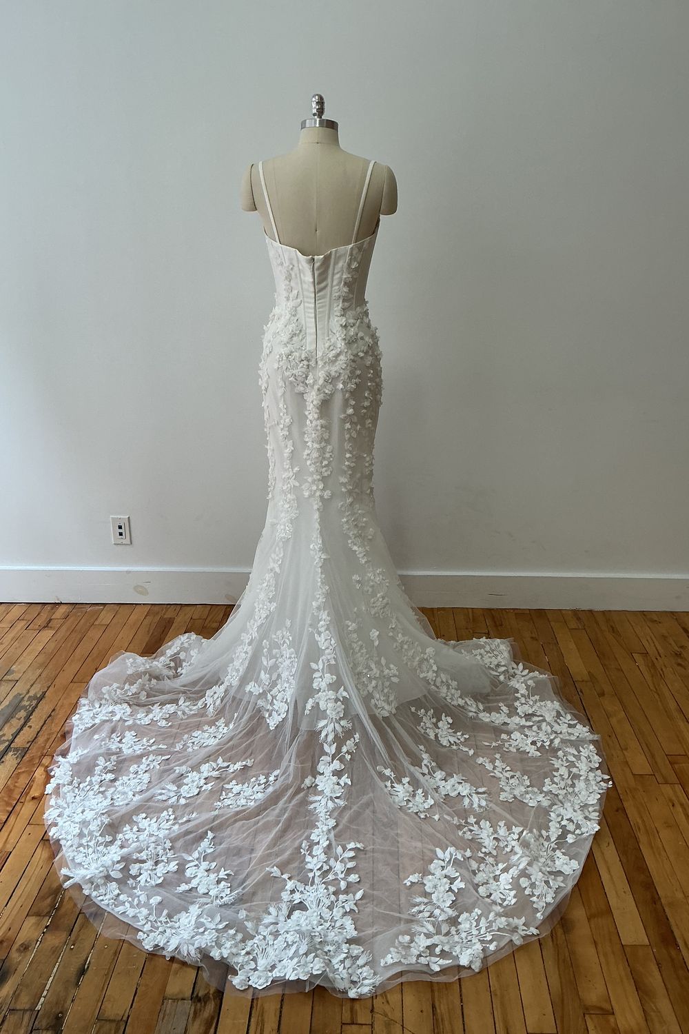 Blanche Bridal Aliyah 4