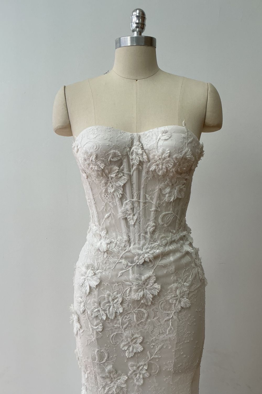 Tony Ward Nova 1