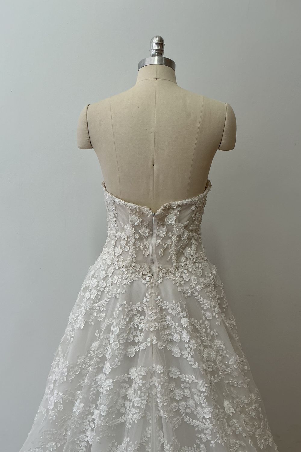 Tony Ward Lantana 4