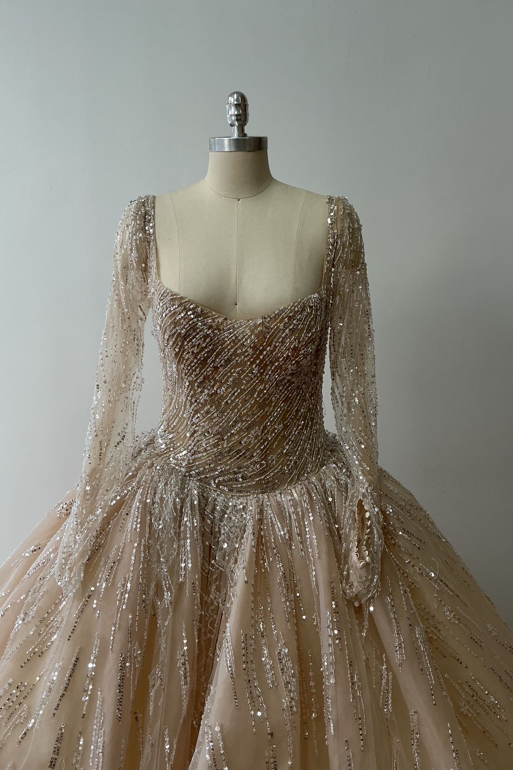 Nicole and Felicia NF122-LUXE 4
