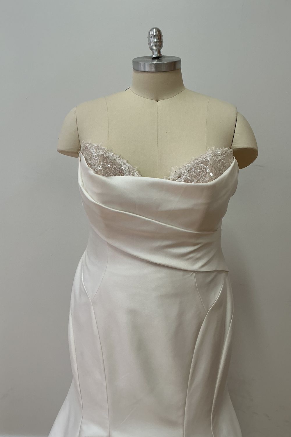 Maggie Sottero LeilaniXS-A01 3