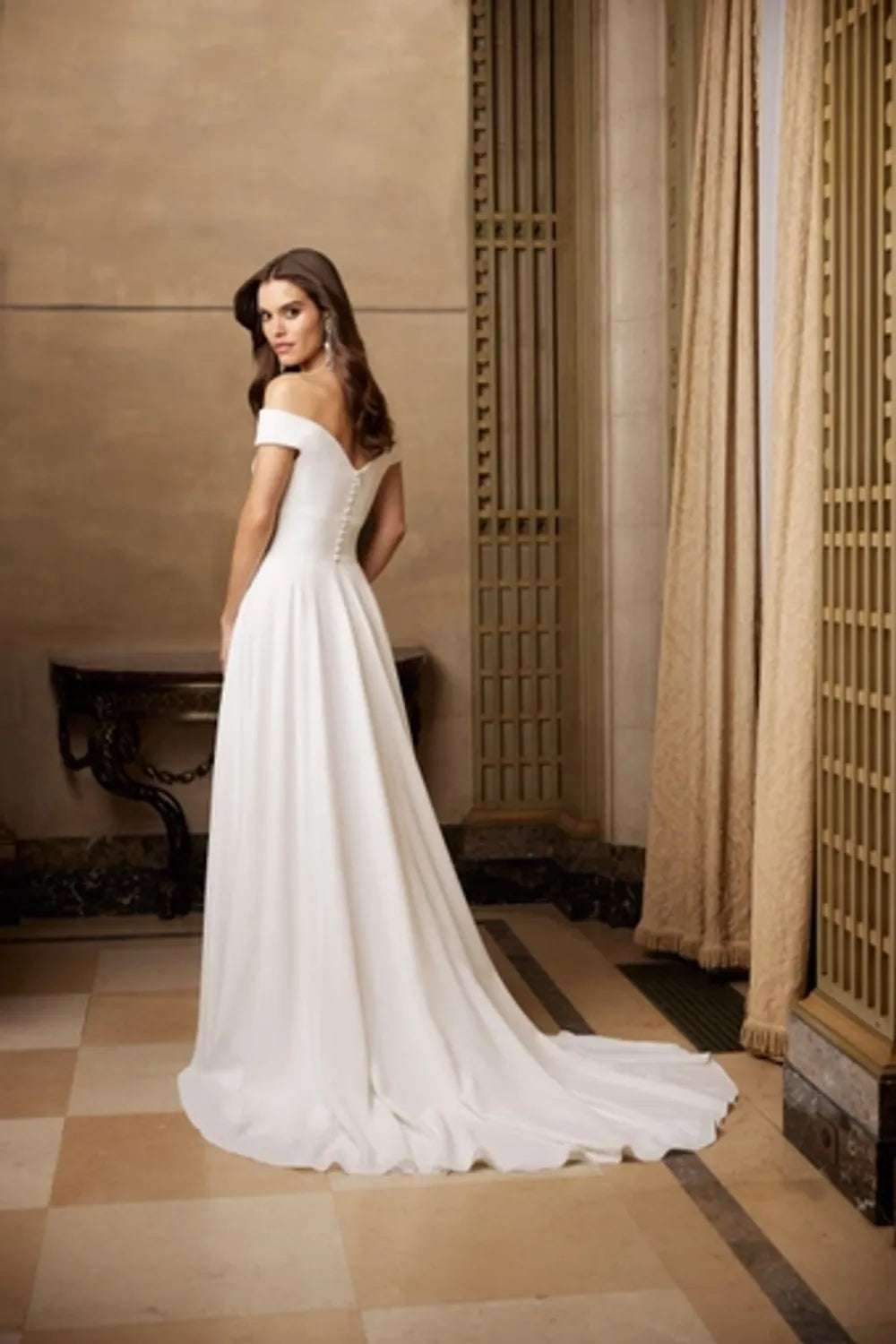 Paloma Blanca P5052XS 1