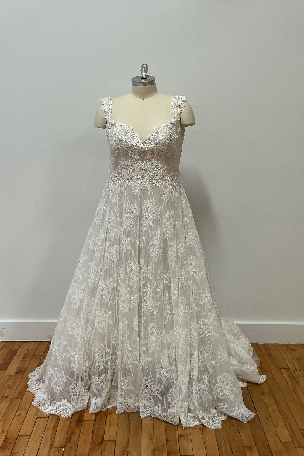 Eve of Milady 1599XS 1