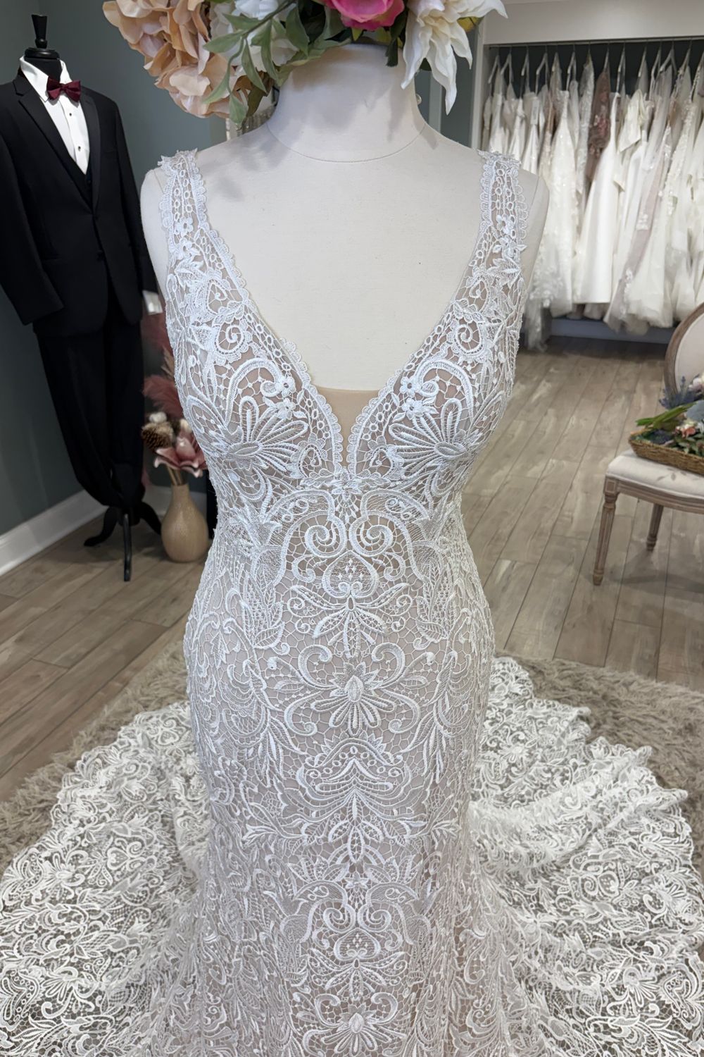 Sophia Tolli Y22272 "Frankie" 3