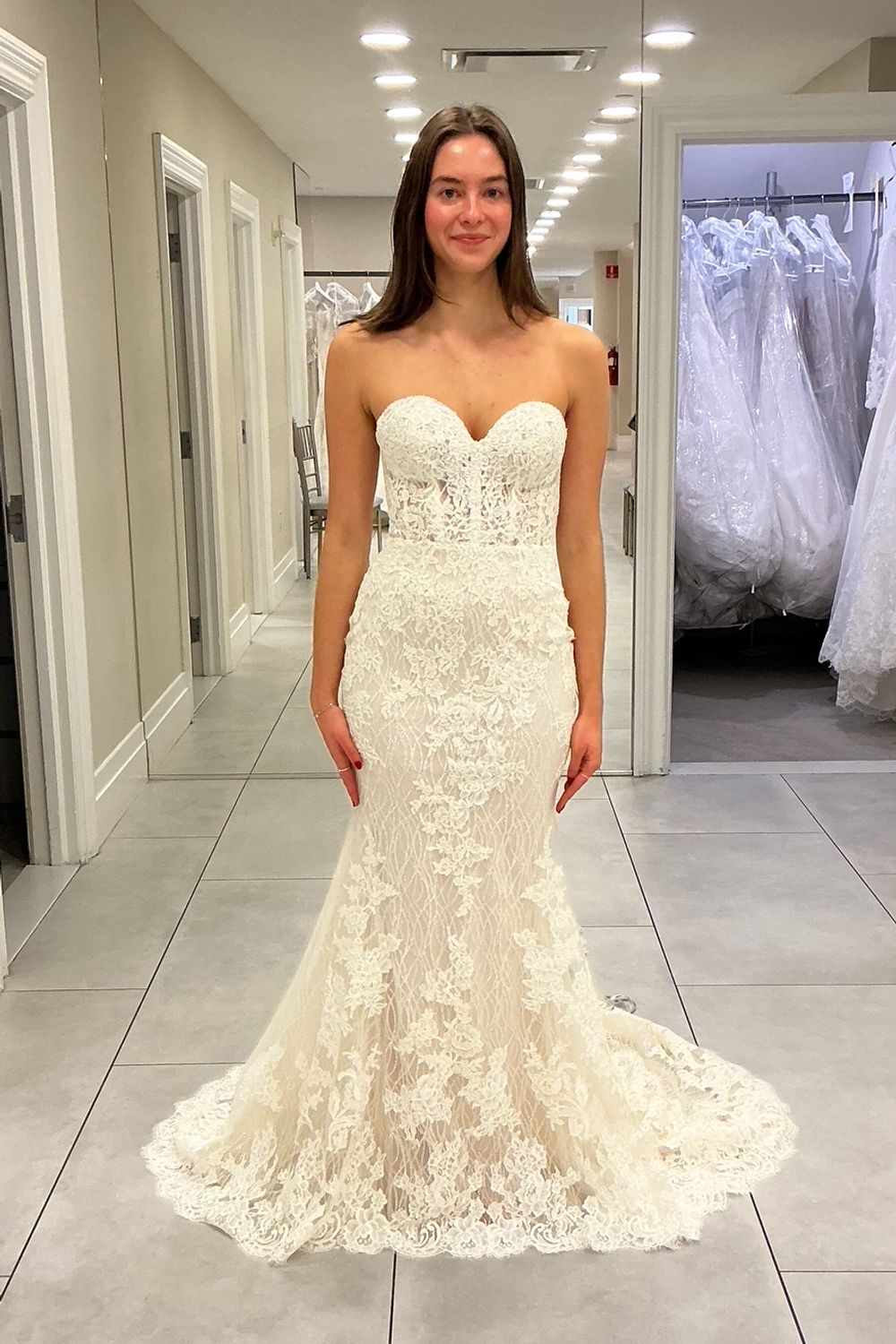 Enzoani Nina 4